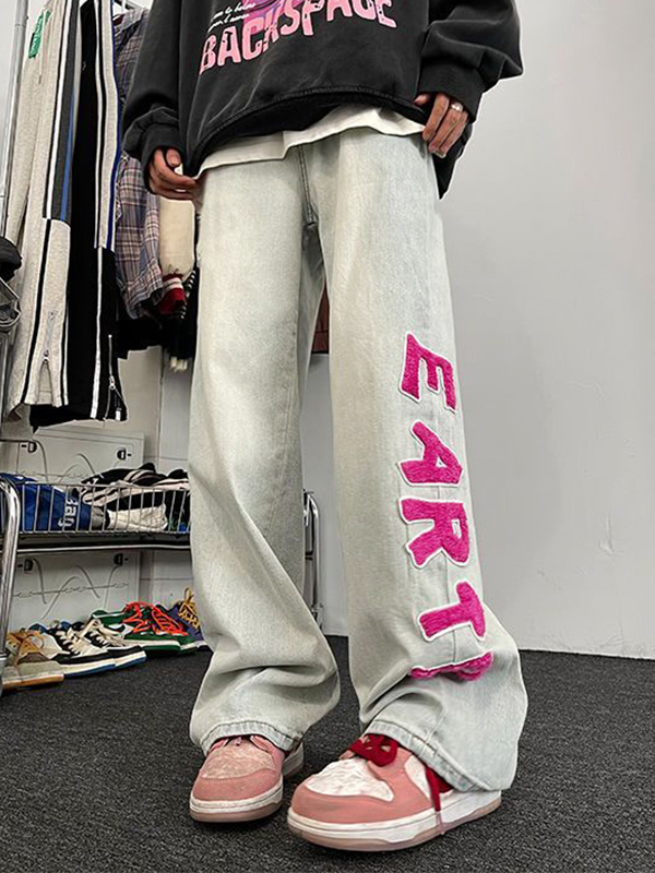 Contrast Letter Flocking Embroidery High Rise Boyfriend Jeans-3